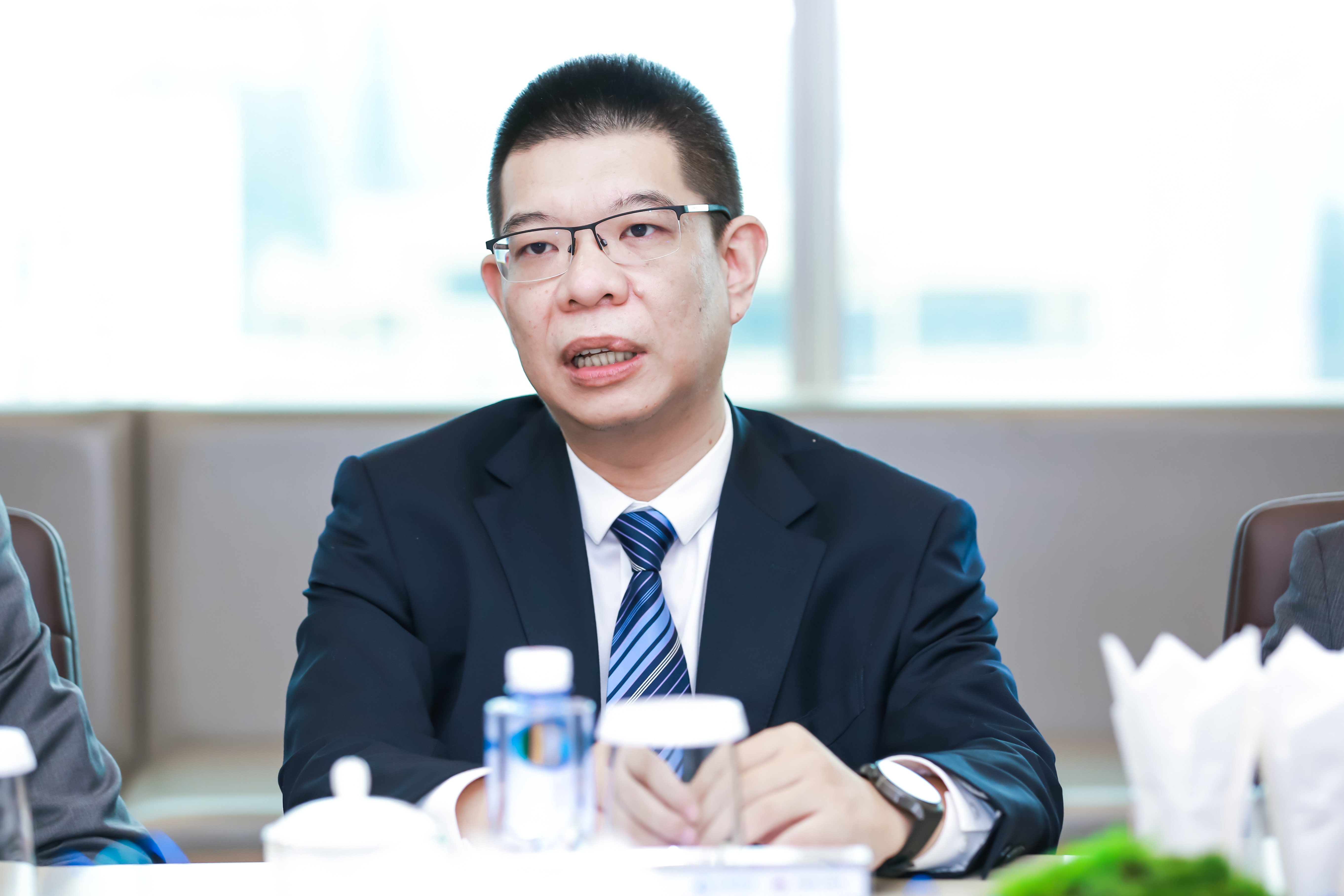 新跨越，筑未来|轻松易筑与卓越商企服务牵手合作