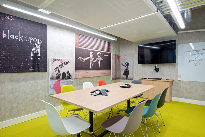 OpenTable办公室装修设计方案，创造一个引人入胜的环境