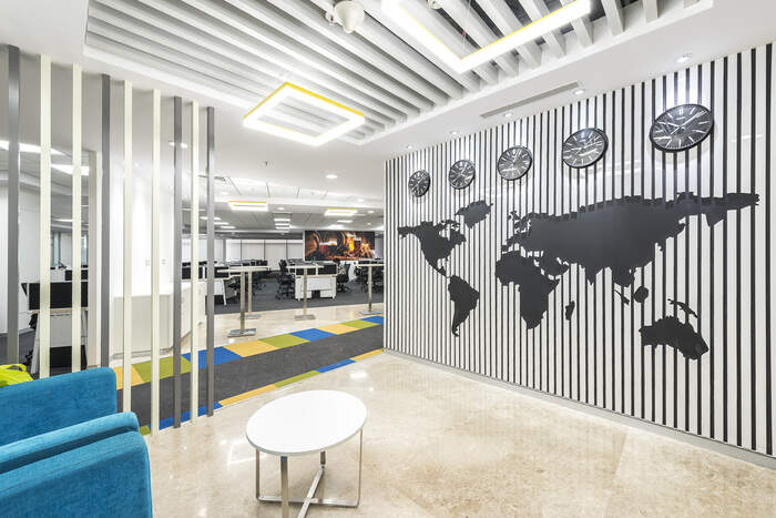 SABMiller办公室设计，象征着空间的活力和热情