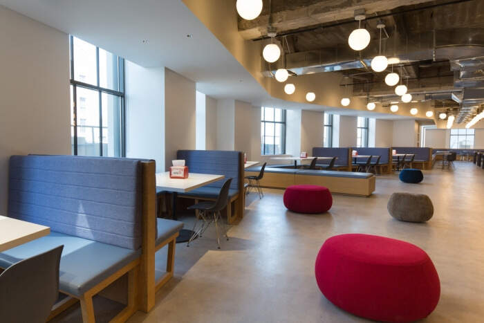 Yelp办公室设计，商务风明显充满了乐趣