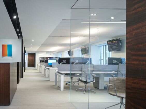 深圳办公室装修如何利用空间光感？
