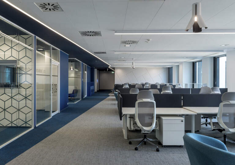 打造绿色环保的深圳办公室装修设计