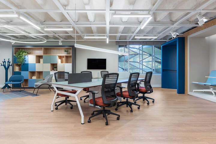 如何打造专业办公室装修设计显得大气？