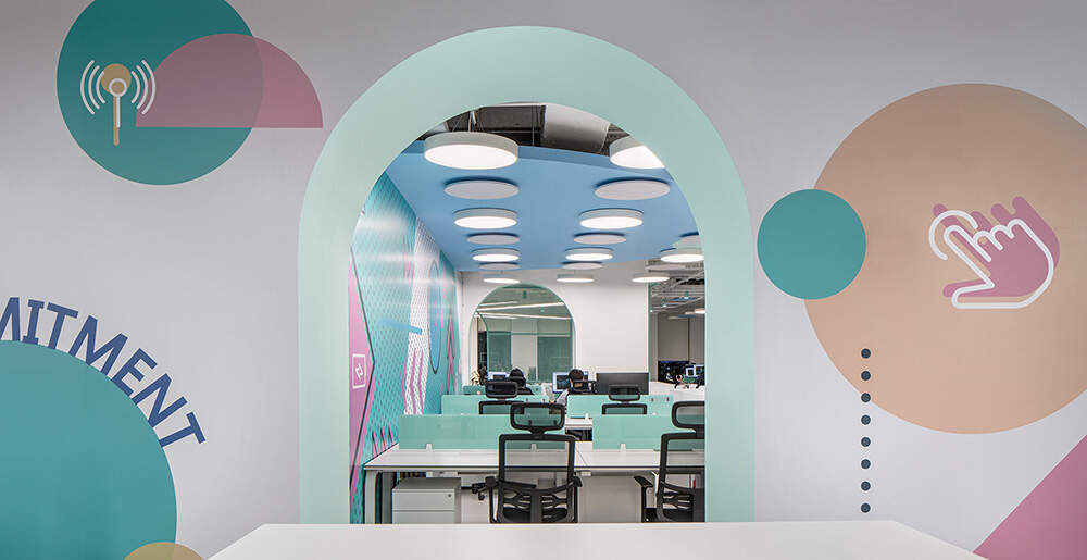 照明与色彩：打造舒适明亮的深圳办公室装修方案