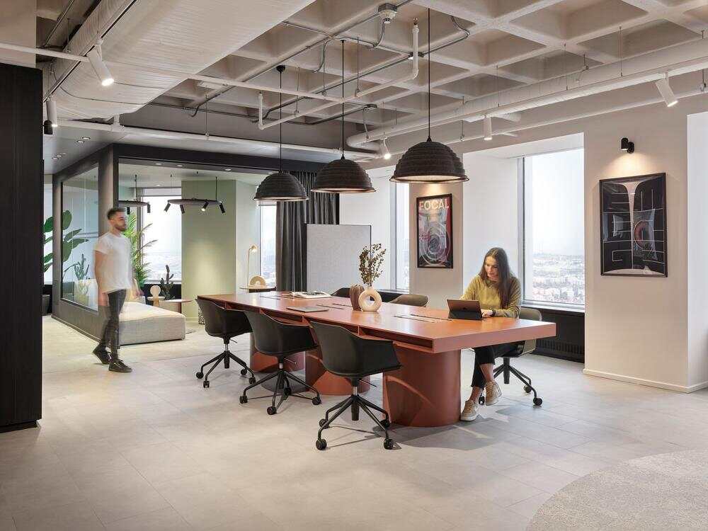 深圳办公室装修中的舒适与便利设计