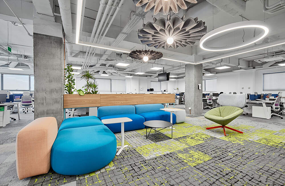 充满活力的办公空间丨办公室装修设计的活力与动感