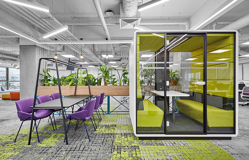 充满活力的办公空间丨办公室装修设计的活力与动感