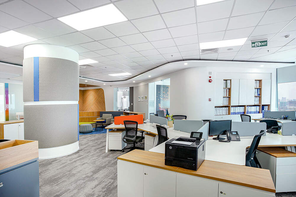 专业办公室装修解决方案丨提升工作效率与便捷性